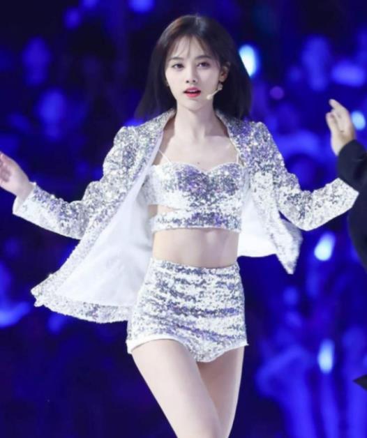 为什么说鞠婧祎是四千年一遇的美女:鞠婧祎四千年称号怎么来的 为什么说鞠婧祎是四千年一遇的美女:鞠婧祎四千年称号怎么来的