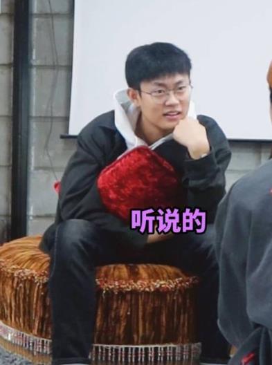 维维啊个人资料：维维啊怎么火的是哪个公司的