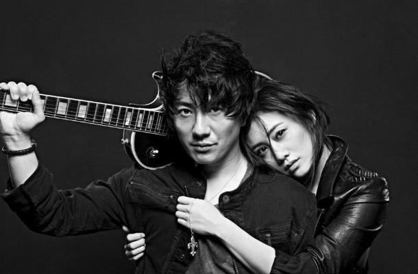 郑钧刘芸怎么在一起的？郑钧大刘芸几岁