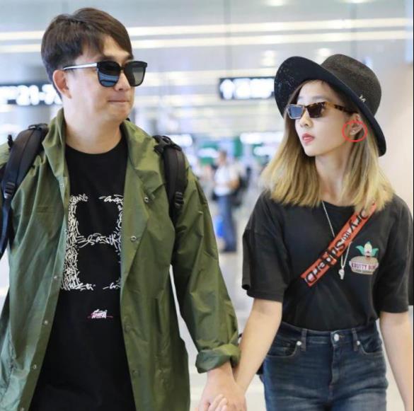 孙莉回应多多打耳洞染发