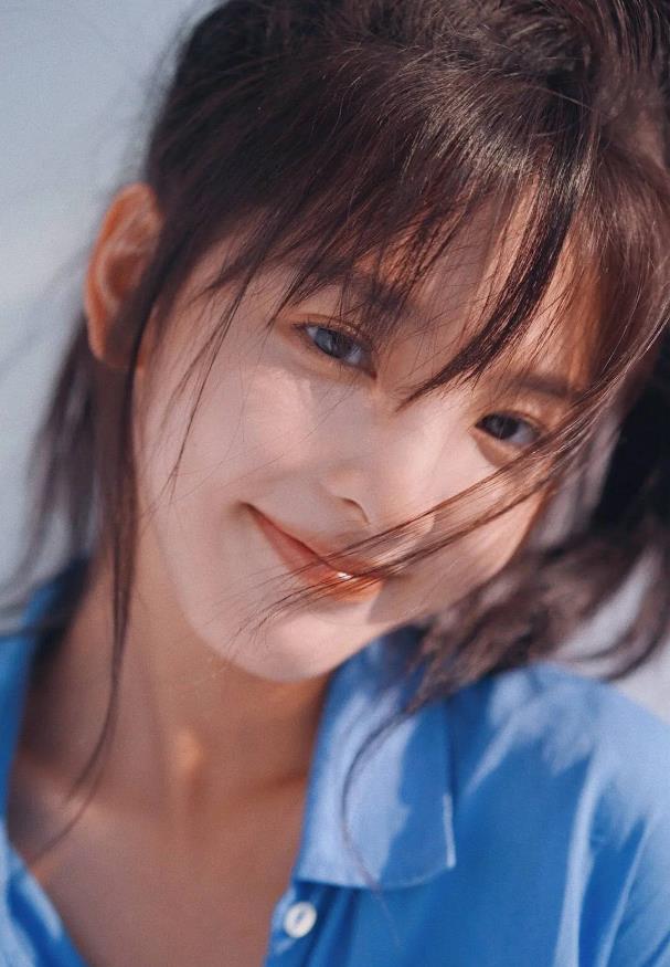 章若楠高清壁纸：章若楠高清图片集锦