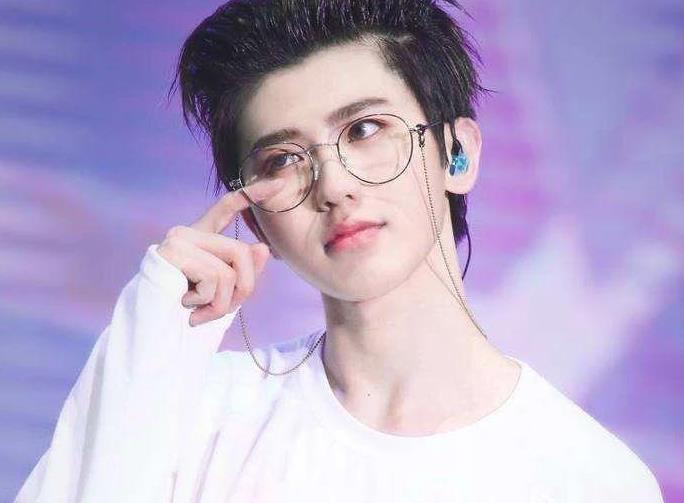 tfboys认识蔡徐坤嘛