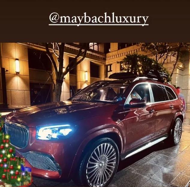 周杰伦晒豪车圣诞礼物