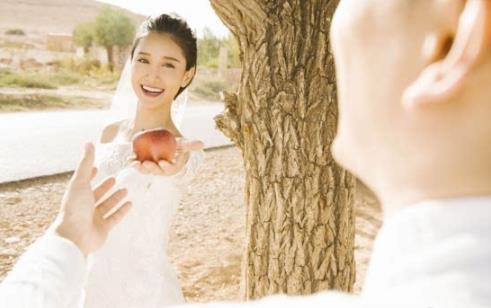 陈彦妃老公是谁？陈彦妃的老公资料婚纱照