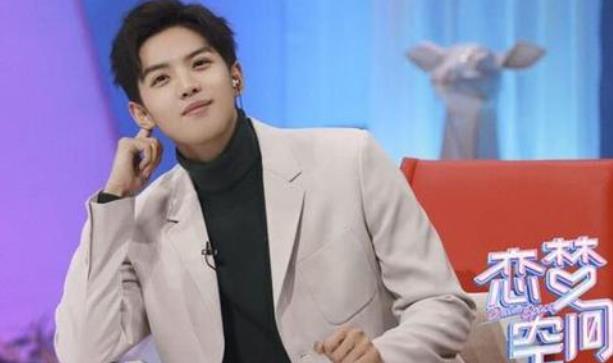 周峻纬妻子照片资料：周峻纬英年早婚是什么梗