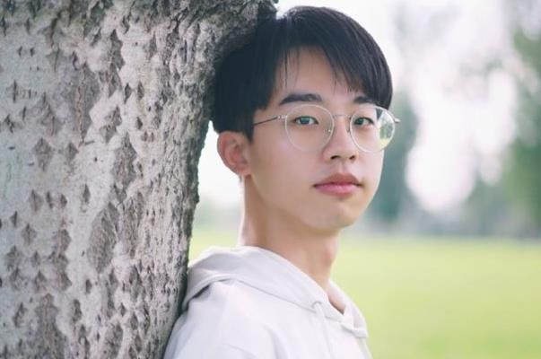 何运晨哪里人几几年出生的？何运晨的家境揭秘