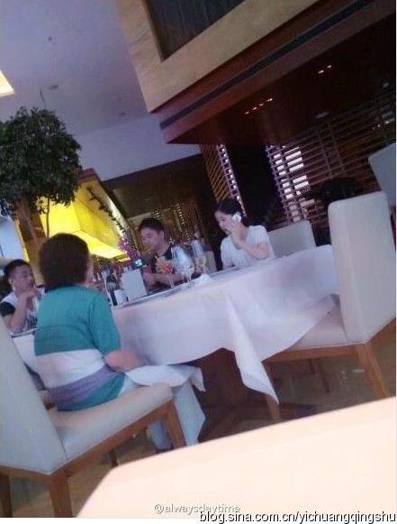 刘强东章泽天差几岁：两人是怎么认识的？