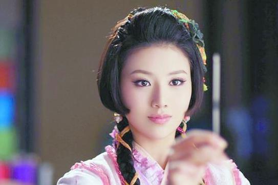 侯梦瑶个人简历：侯梦瑶和傅方俊是情侣吗