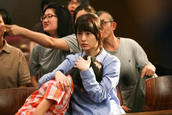 让人绝望到崩溃的电影：看完会感觉很压抑