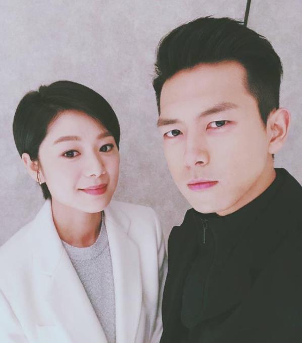 王真儿和安以轩很像