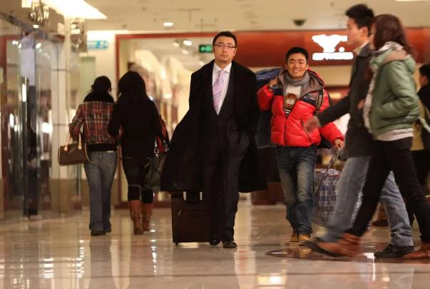 让人笑成傻子的电影10部：十部巅峰喜剧电影推荐