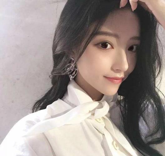 抖音网红美女排名前十位