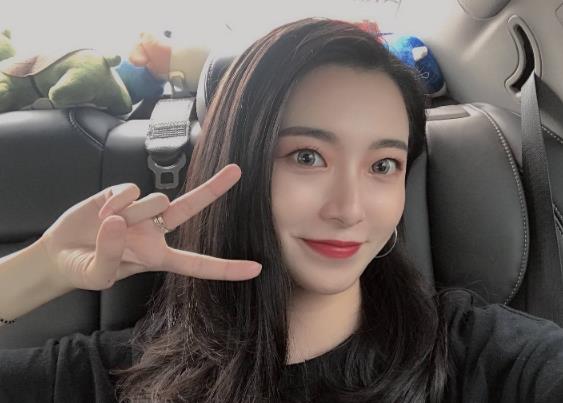 抖音网红美女排名前十位