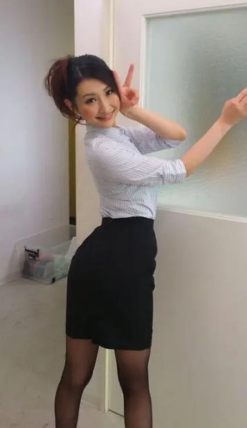 水岛津实性感照片大全：水岛津实三部曲介绍