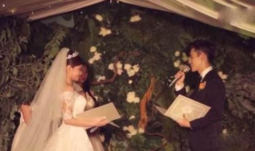 魏哲鸣老婆王岚结婚照：魏哲鸣个人资料简介