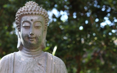 觉真法师：三皈是什么意思？为什么要皈依三宝？