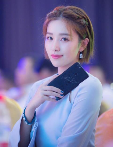阚清子是不是爱新觉罗后裔?阚清子名字是原名吗 阚清子是不是爱新觉罗后裔?阚清子名字是原名吗