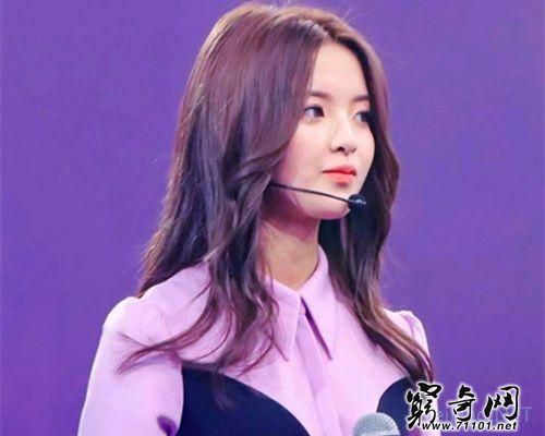 为什么杨超越的主播“黑料”被压了下去?浅析这其中的因果关系 为什么杨超越的主播“黑料”被压了下去?浅析这其中的因果关系