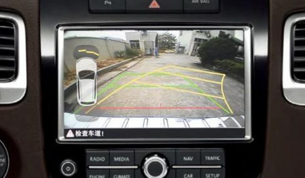 倒车雷达怎么判断距离 通过雷达声音频率判断距离