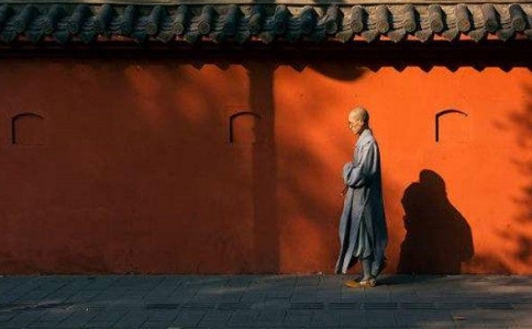 星云大师：出家入道应该注意哪些外缘？