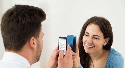 如何挽回一个死心的男人?教大家这几招挽回男友的心