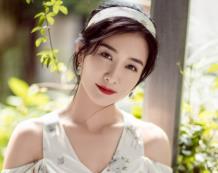 王珞丹戛纳写真曝光 气球木马童心大发
