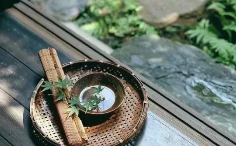 智慧布施是怎样的?常修布施有什么样的功德? 智慧布施是怎样的?常修布施有什么样的功德?