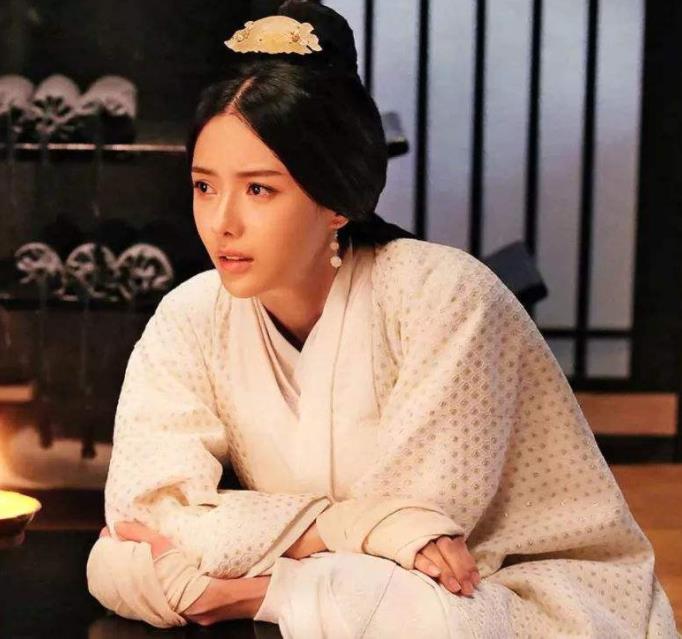 张芷溪的个人资料