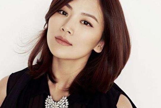 曹曦文的电视剧有哪些：曹曦文和刘涛的对比照