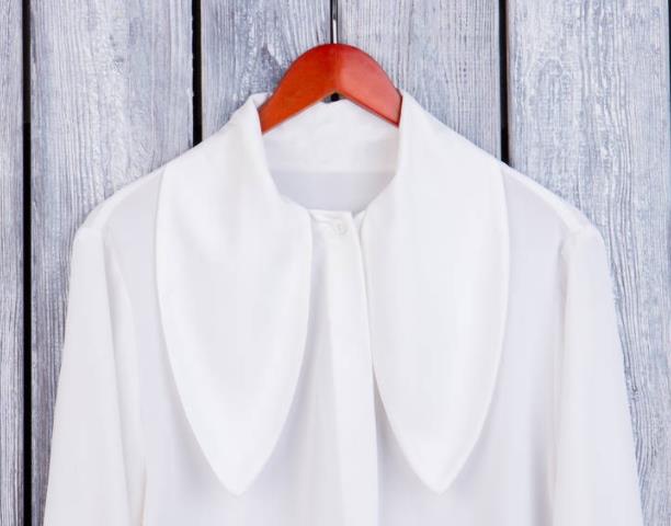 白色上衣搭配什么颜色好?白色衣服如何搭配?