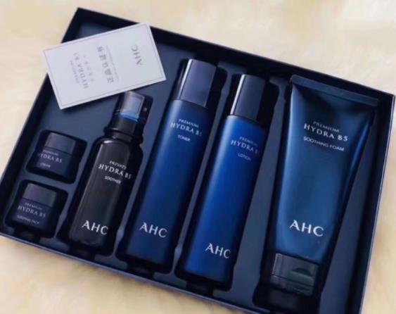 ahc睡眠面膜好用吗 滋润供给皮肤水分调节水油