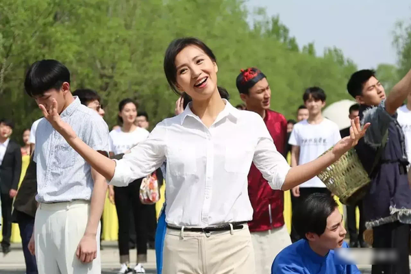 “万人迷”陈好上课状态被偷拍！