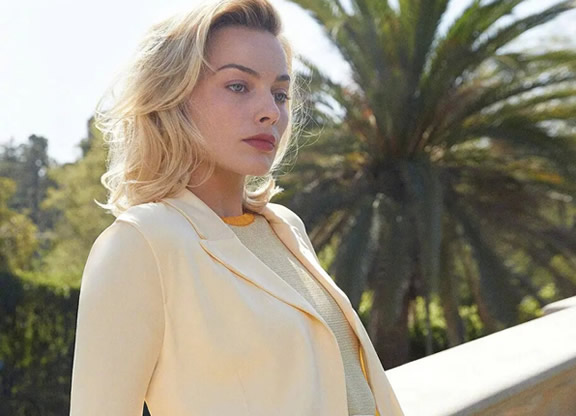 全球公认的十大美女 莫妮卡·贝鲁奇一颦一笑尽显风韵