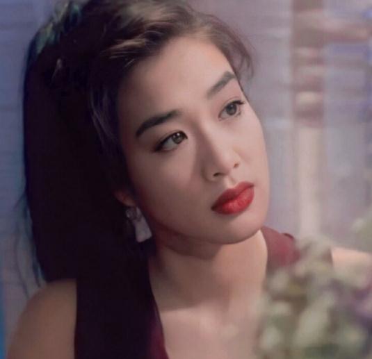 十大最漂亮混血儿女星(混血儿女明星漂亮排名)