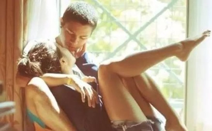 男人爱听的致命情话大全(撩男人心女人必备的情话)