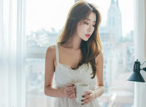 撩女朋友到湿高情商情话(土味情话30句)