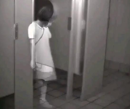 日本十大恐怖都市传说 八尺大人只针对小孩(流传多年)