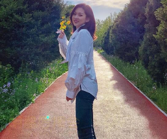 阿悠悠个人资料真名及最新图片写真介绍-昕薇网