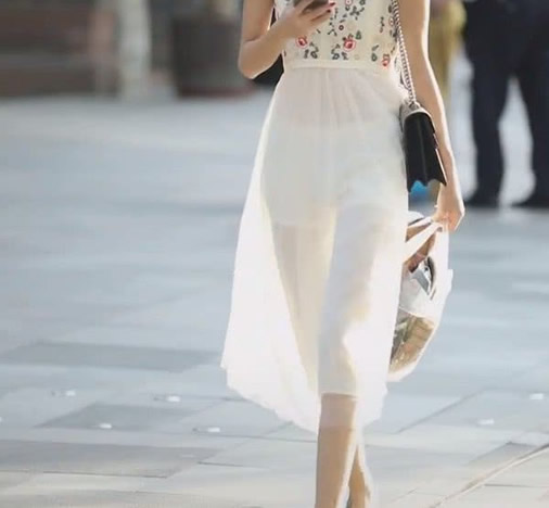 穿裙子太透了怎么补救(裙子太透怎么加内衬)