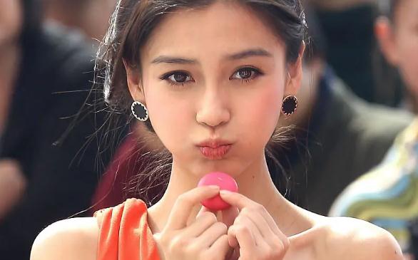 杨颖简介个人简历及图片 Angelababy杨颖家境是混血吗 杨颖简介个人简历及图片 Angelababy杨颖家境是混血吗-昕薇网