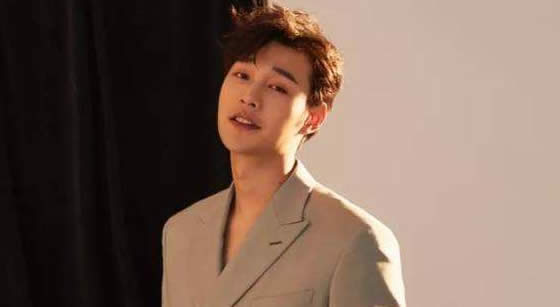 袁昊赵昭仪是情侣吗？袁昊的女朋友是谁