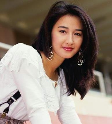 关咏荷个人资料：关咏荷为什么选张家辉