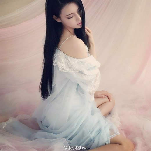 张小格资料简介：女神张小格美空写真