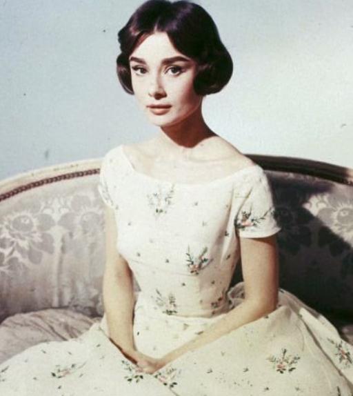 世界级美女(全球最漂亮的女生排行前10附图片)