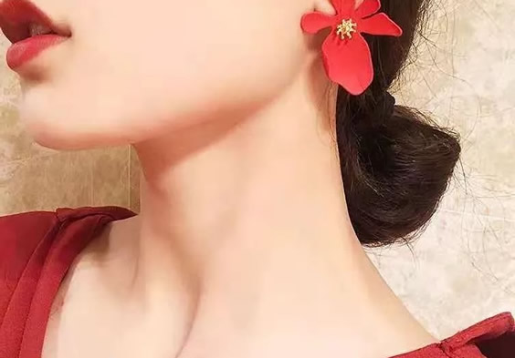 一般男生最馋女生哪个部位(女人感性身体10个部位)