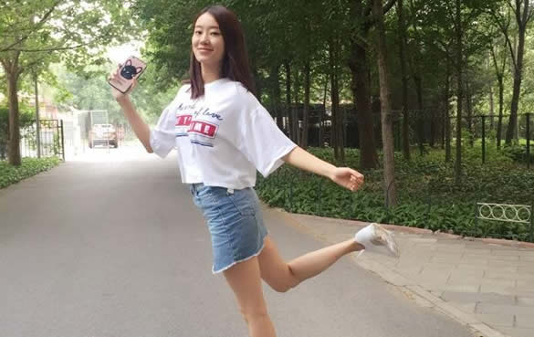 张小斐真实男朋友是谁：张小斐简历个人资料简介