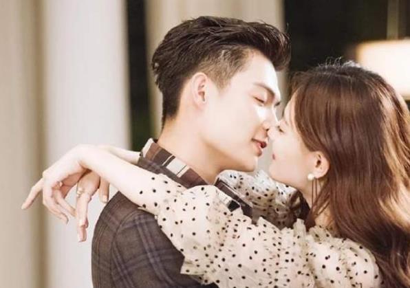 徐璐和张铭恩分手的原因,徐璐张恩铭综艺节目是什么