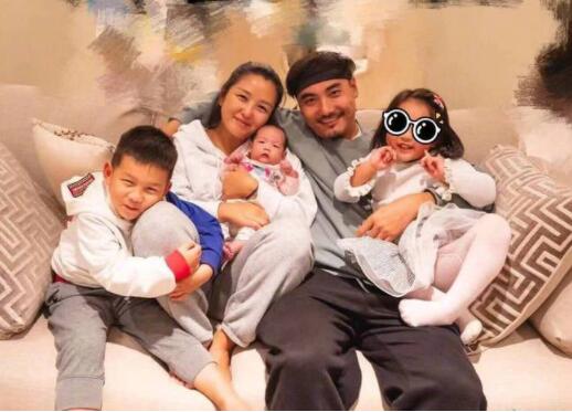 何洁辞退保姆亲自带娃 何洁和刁磊离婚了吗