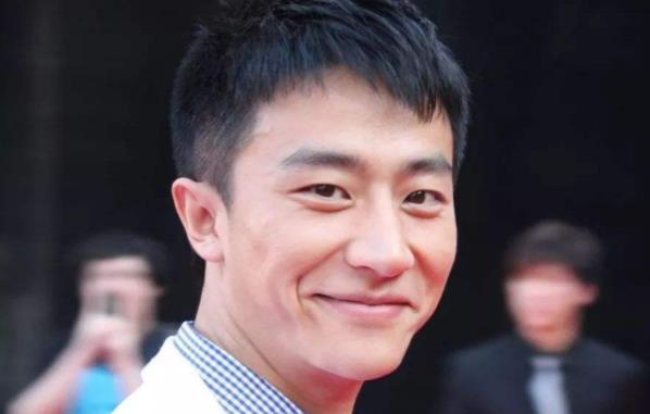 黄轩的女友叫什么名字,黄轩是什么民族