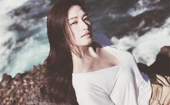 张柏嘉是谁个人资料 张柏嘉家庭背景是富二代吗